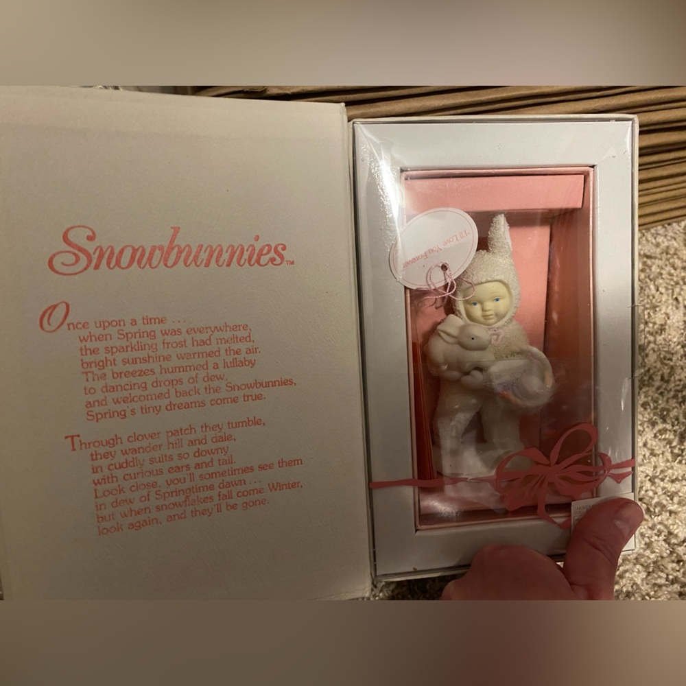 Department 56 snowbunnies Easter figurine